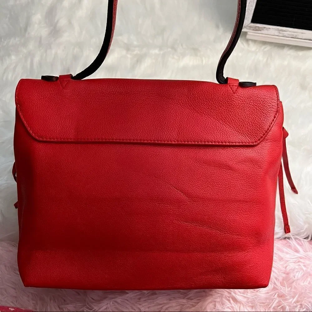LOUIS vuitton calfskin lockme pm orient